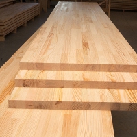 Мебельный щит (цельноламельный) сорт Экстра, порода: лиственница 